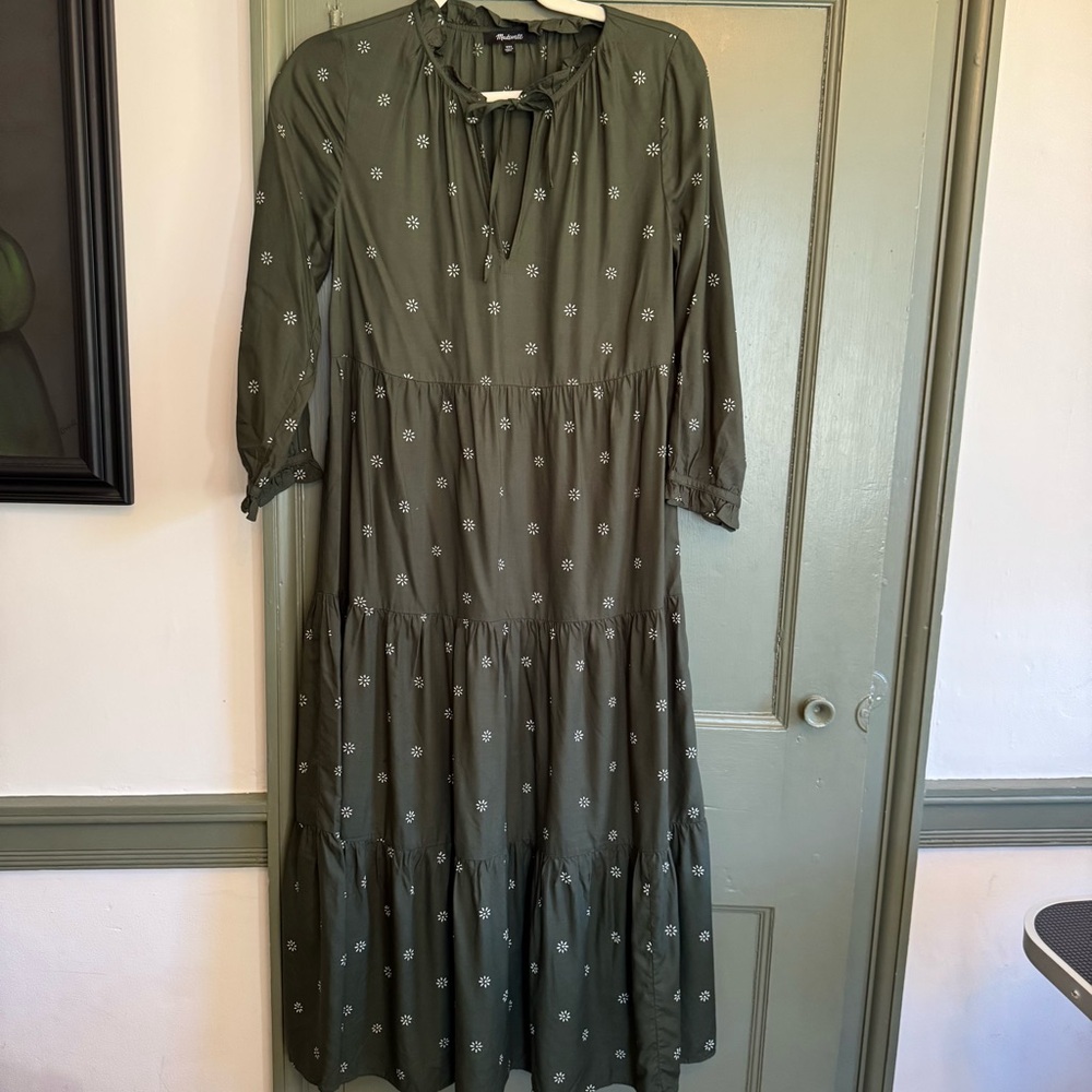 Madewell Tie Neck Tiered Dress in Green Print EUC - Picture 2 of 5